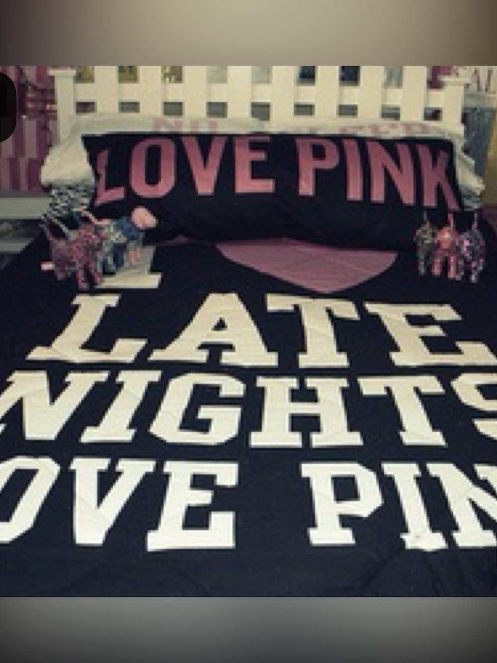 ISO VICTORIA’s SECRET PINK 2000S 2010S COMFORTERS & PILLOW CASES